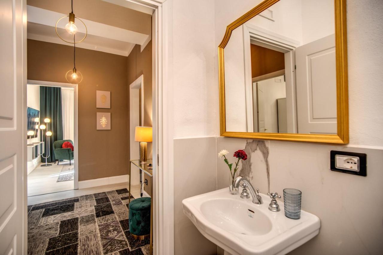 פיזה Aweshomeitaly - White Mirrors Apartment מראה חיצוני תמונה