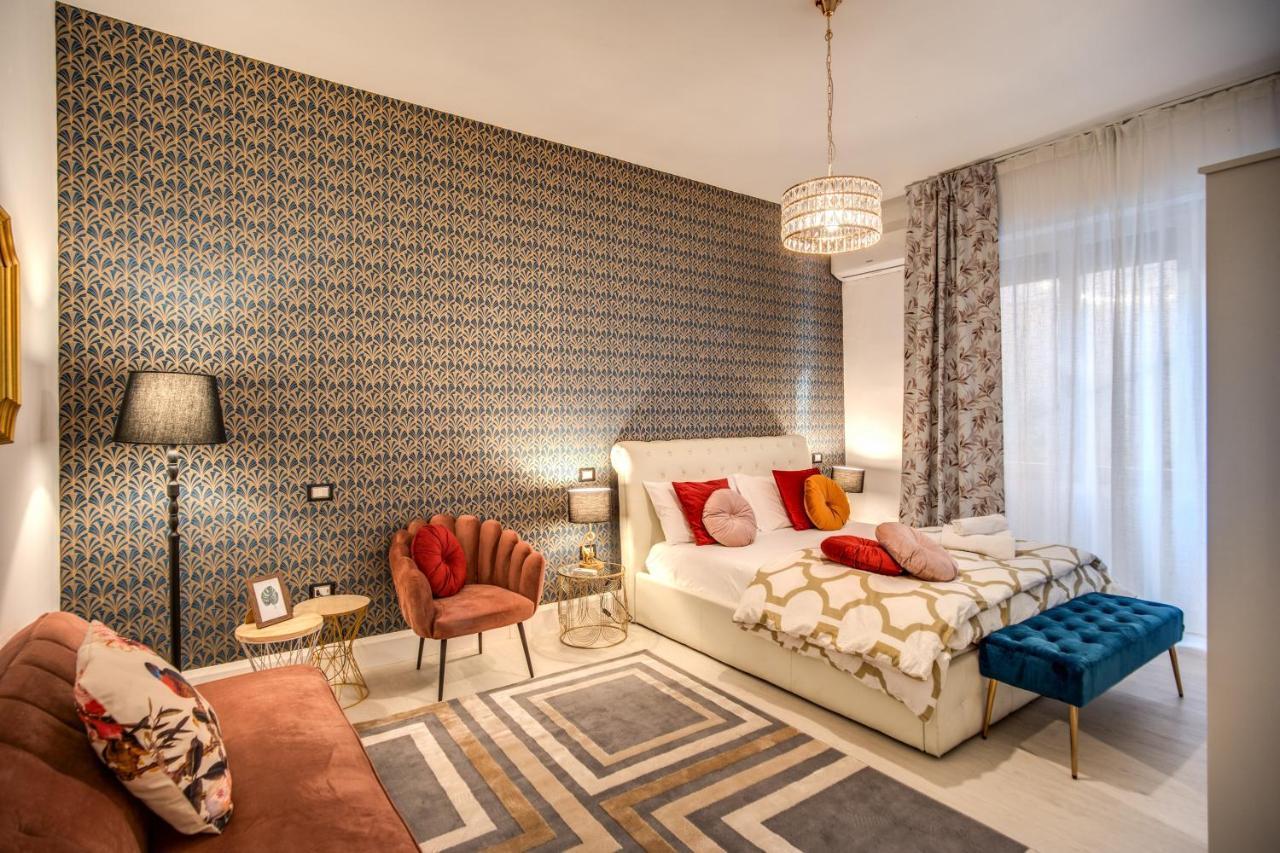 פיזה Aweshomeitaly - White Mirrors Apartment מראה חיצוני תמונה