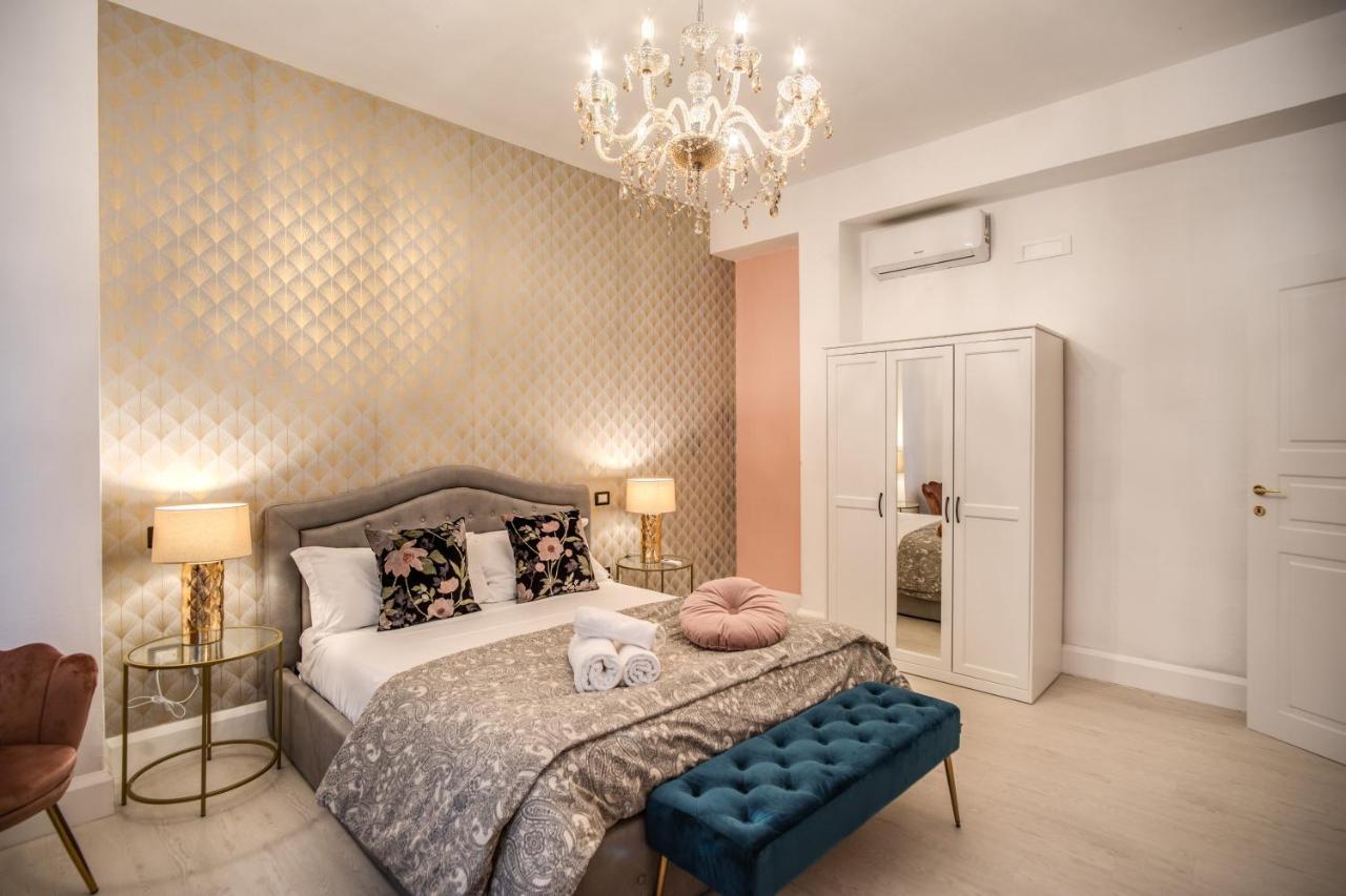 פיזה Aweshomeitaly - White Mirrors Apartment מראה חיצוני תמונה