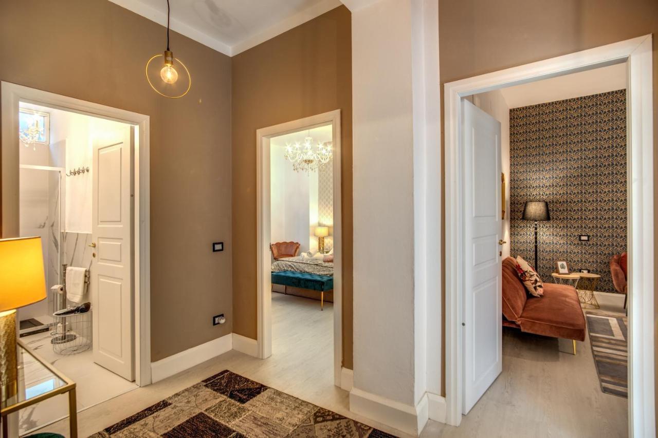 פיזה Aweshomeitaly - White Mirrors Apartment מראה חיצוני תמונה