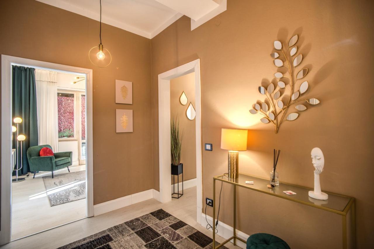 פיזה Aweshomeitaly - White Mirrors Apartment מראה חיצוני תמונה